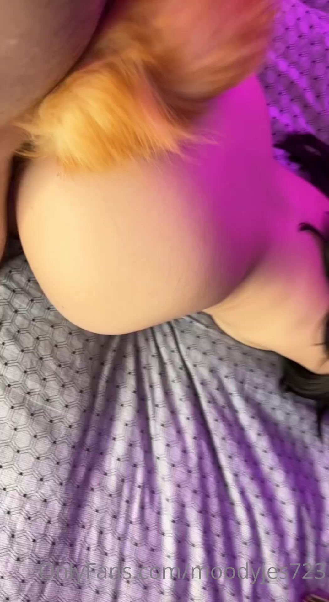 Moodynekojes nudes