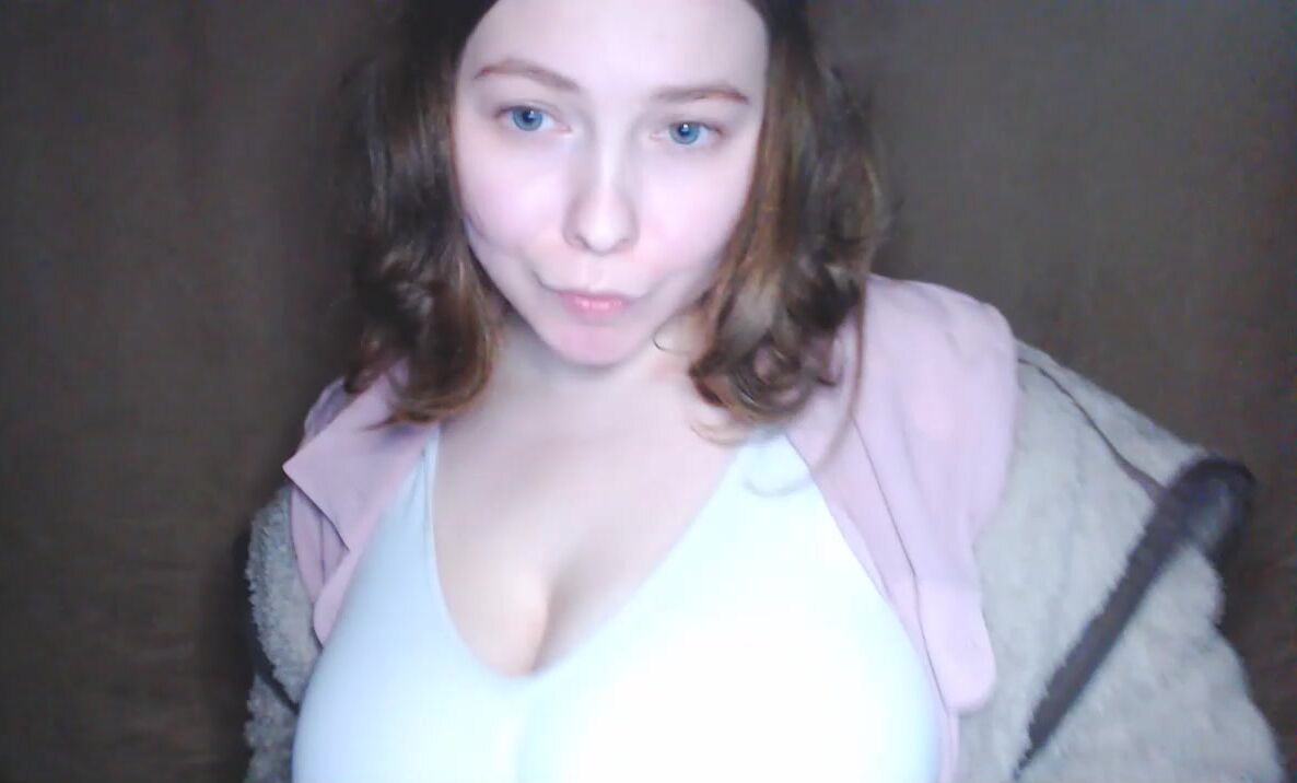 Big tits Mollymonn