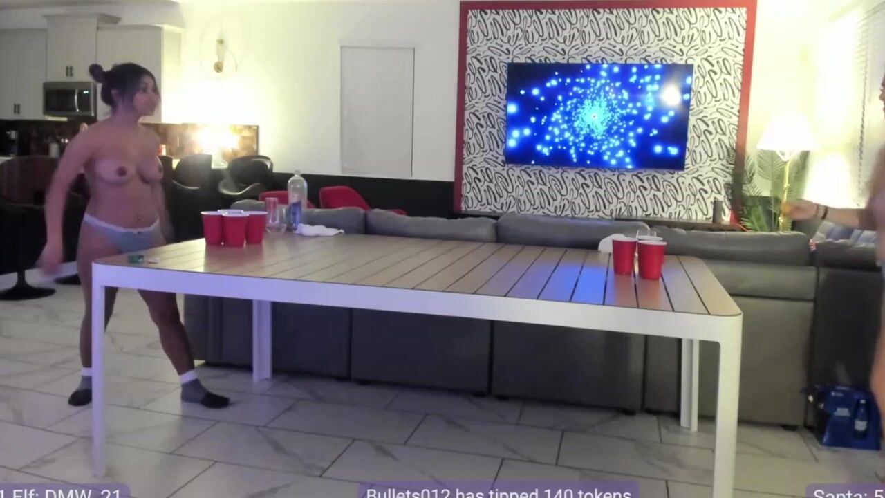 stacy_x3 dec 16 topless beer bong