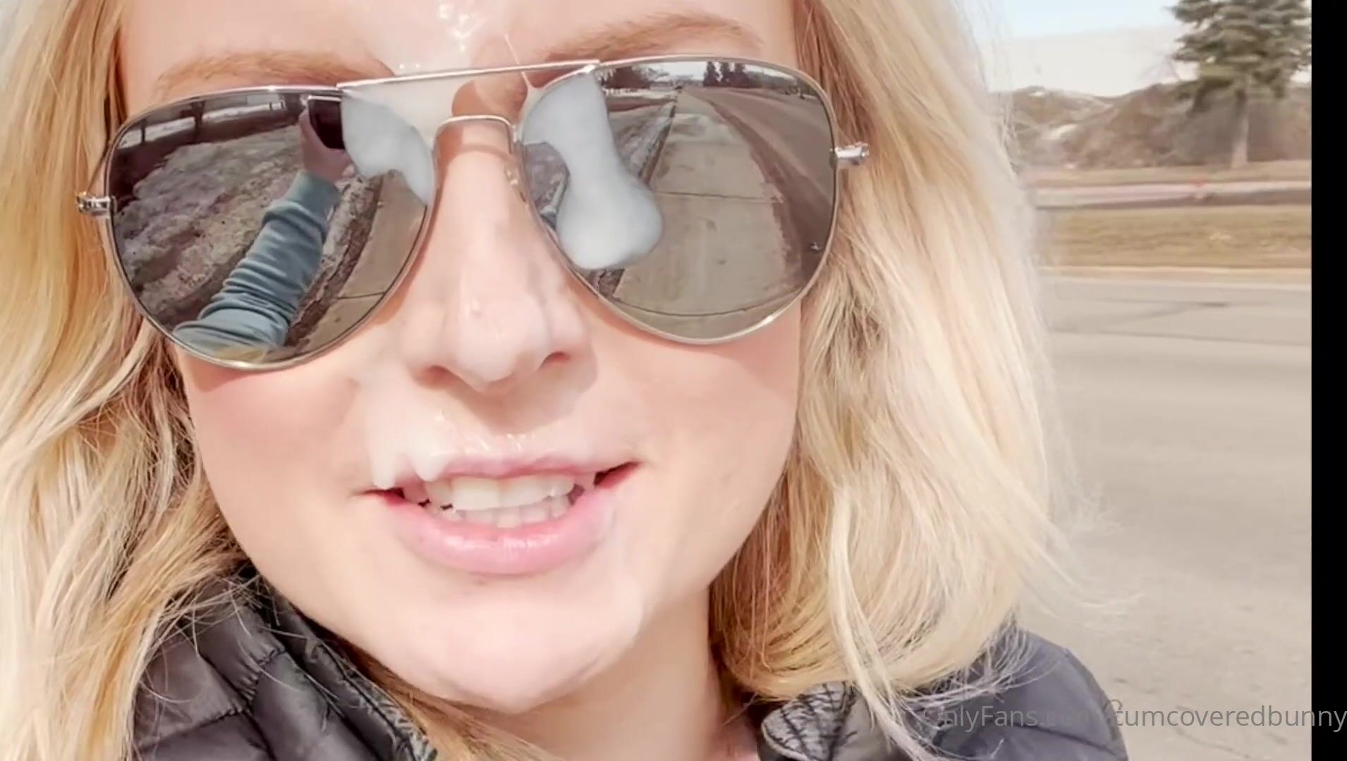 Cumcoveredbunny - Public mall-cumwalk
