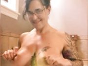 sexy muscle lady bathes and shows off great tits