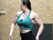 big beautiful fbb show her muscles