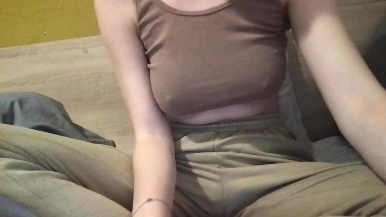 Blondebarbie77 2022-11-20 13_56