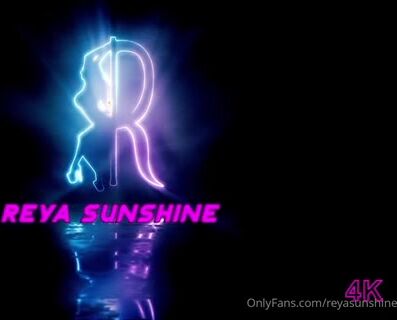 Miss Lexa and Reya Sunshine oil