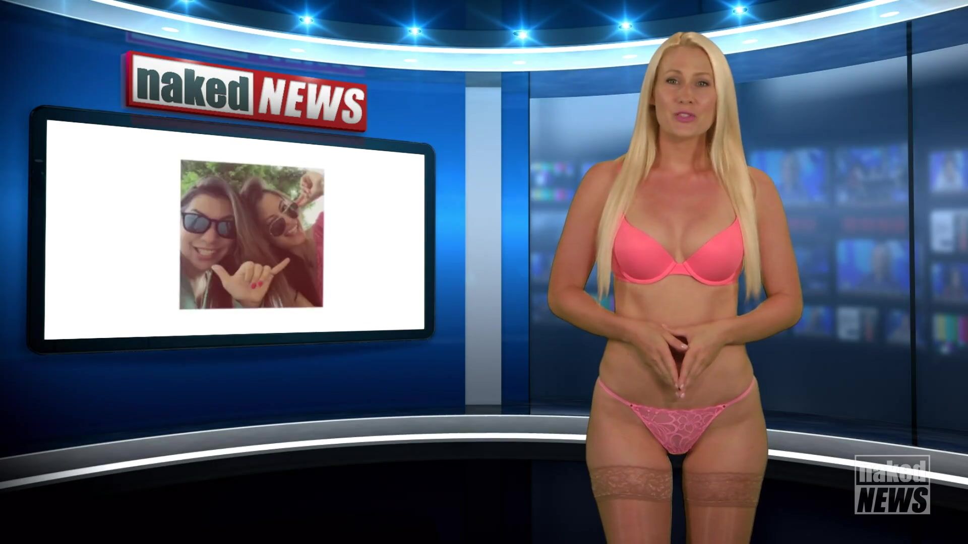 Peyton priestly naked news