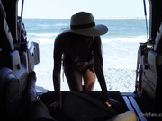 izzygreen BG Beach BJ w CIM onlyfans