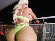 BOLTED TITS AND ASS BIMBO GETS FUCKED IN NEON TIGHTS