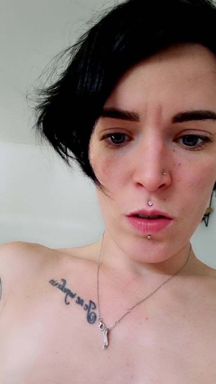 Floreloove masturbate french