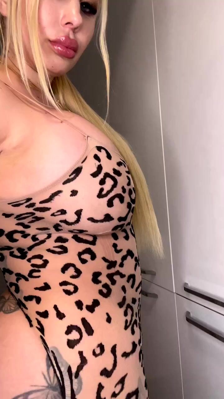 Kyra hot onlyfans