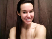 FITNESS BABE IN SEXY BIKINI