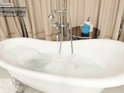 Caylin bathtub  show 16-03-2023 p2