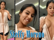 Steffy Moreno 3 - Naked Yoga