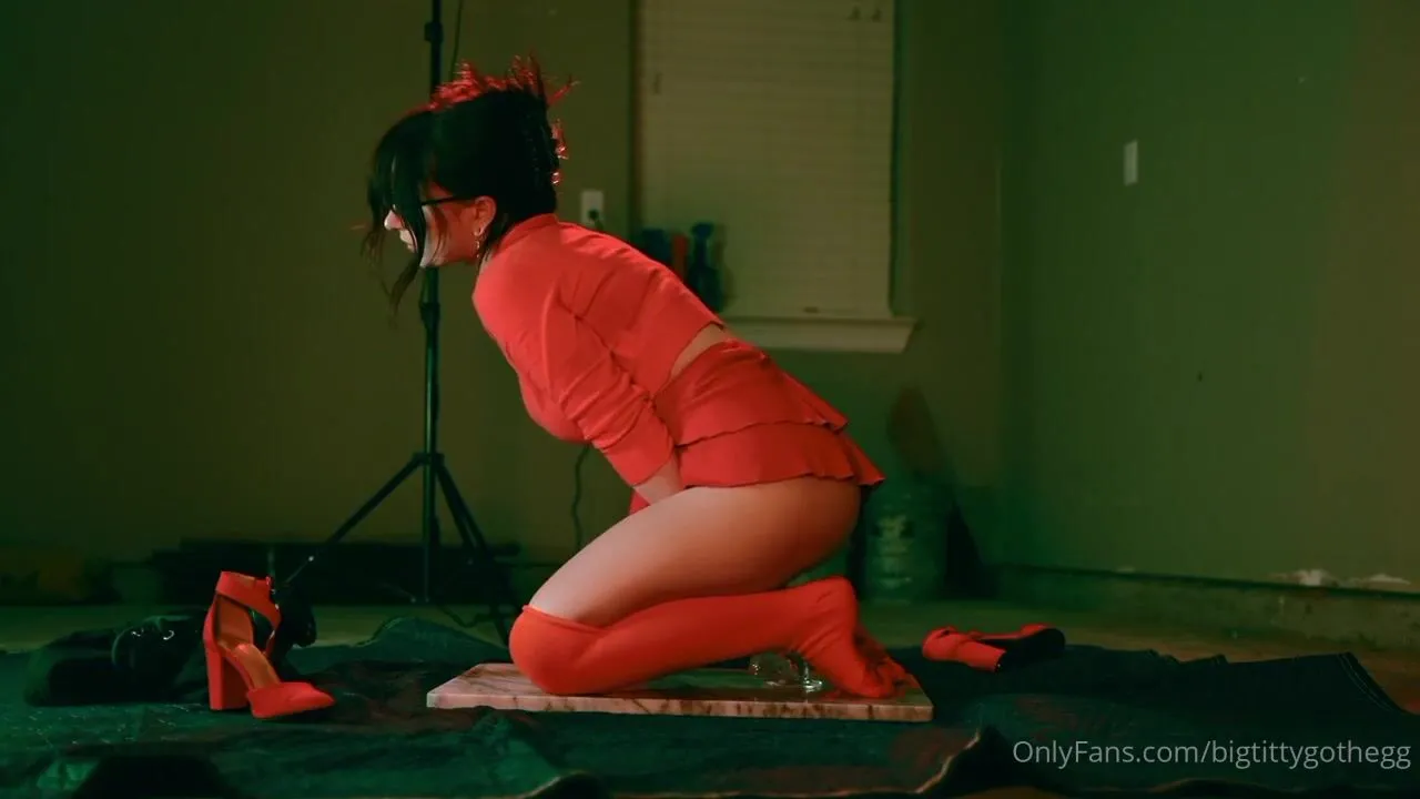 Bigtittygoth velma