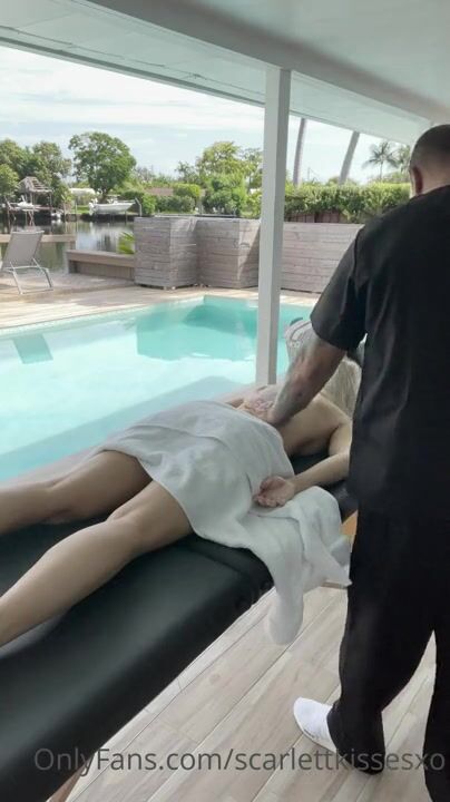 ScarlettKissesXO Fucked By Massage Therapist
