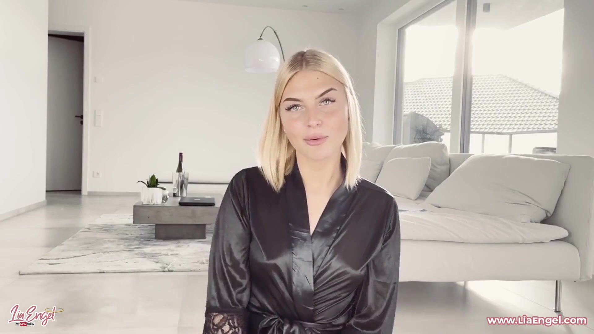 Liaengel cam