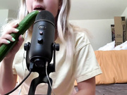 Sadie Lorene (Sadie ASMR)