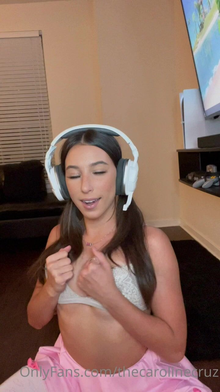 Carolina cruz gamer