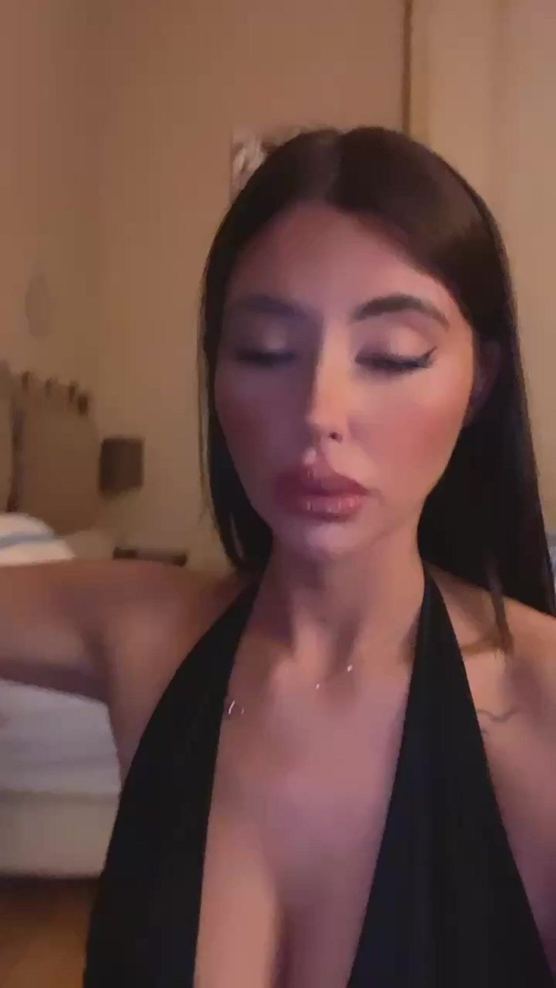 Frappe84 handjob