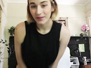 No one knows why she's dancing but it's still hot!