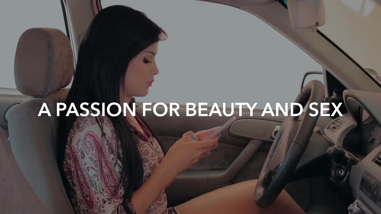 Ts Bruna butterfly passionate