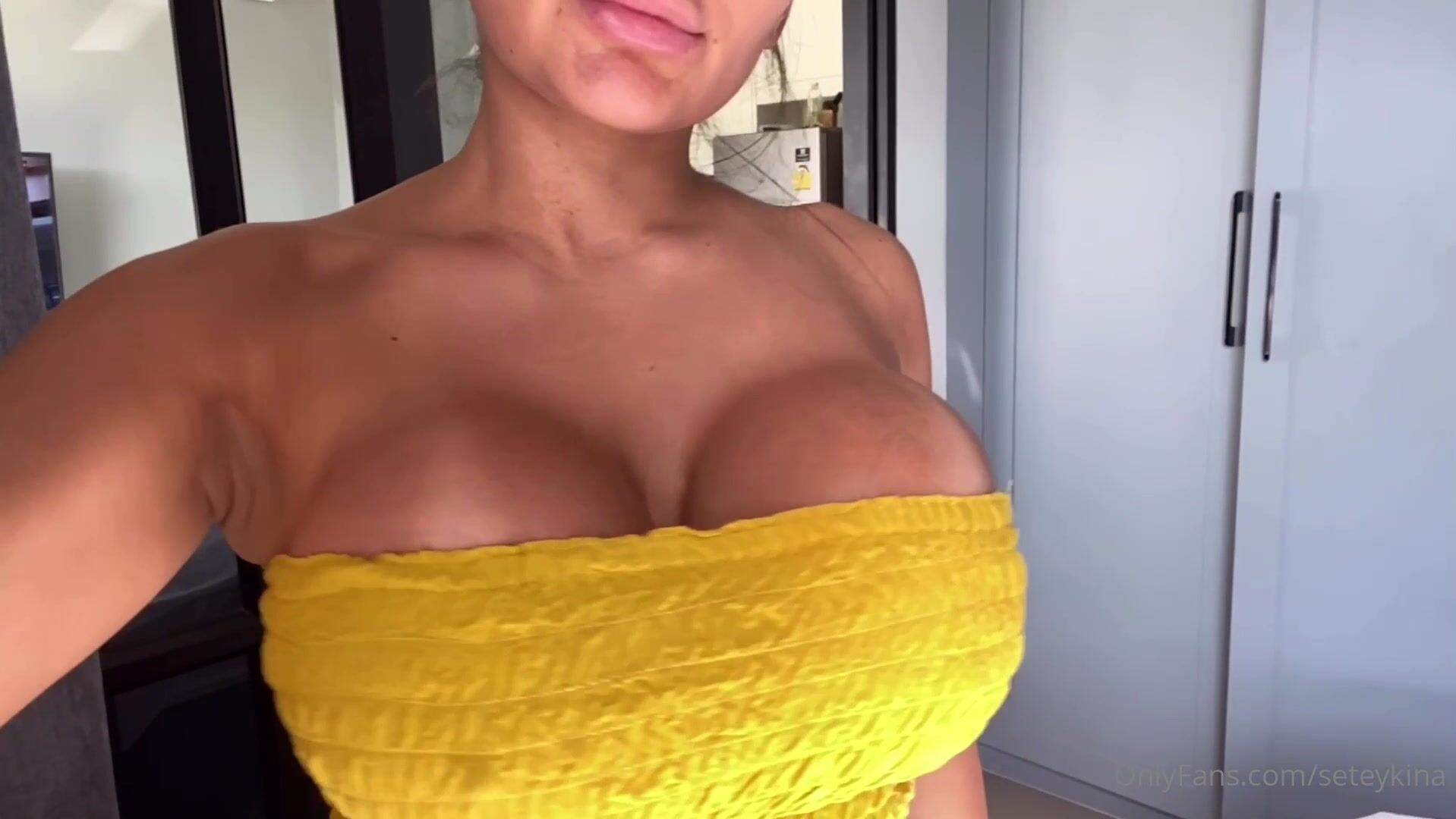 Olya seteykina slow motion big boob bouncing