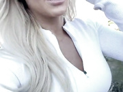 Scarlett Kisses - Outdoor Deepthroat Blowjob