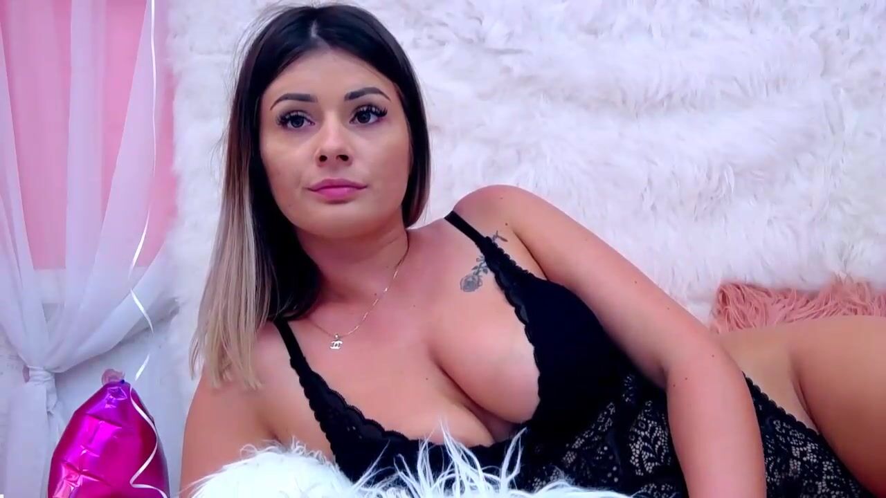 IsabellaEtthan Stripchat 2020-07-18_00-14-21