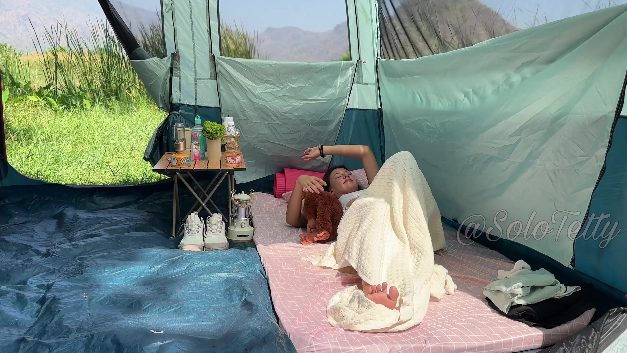 Solo tetty camping nude