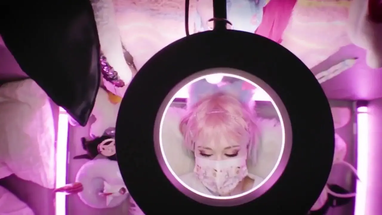 Perwoopar glory hole