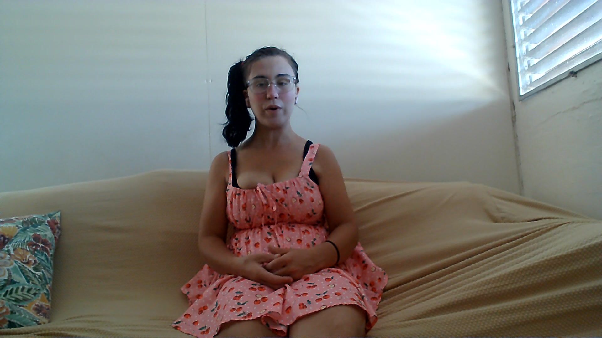 BE7] Lilli Hale - I want bigger tits