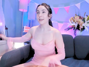 littlee33 aug 7a pink outfit blow job lush finger bangi