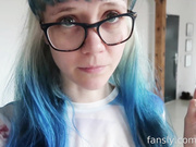 Heidiv feet focused cum