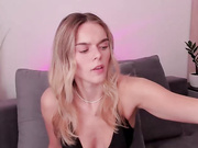 charlixxxsweet 2023-08-18 pretty face perfect ass armpi