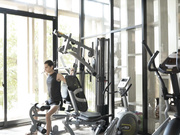 I FUCK A GUY MET AT THE GYM