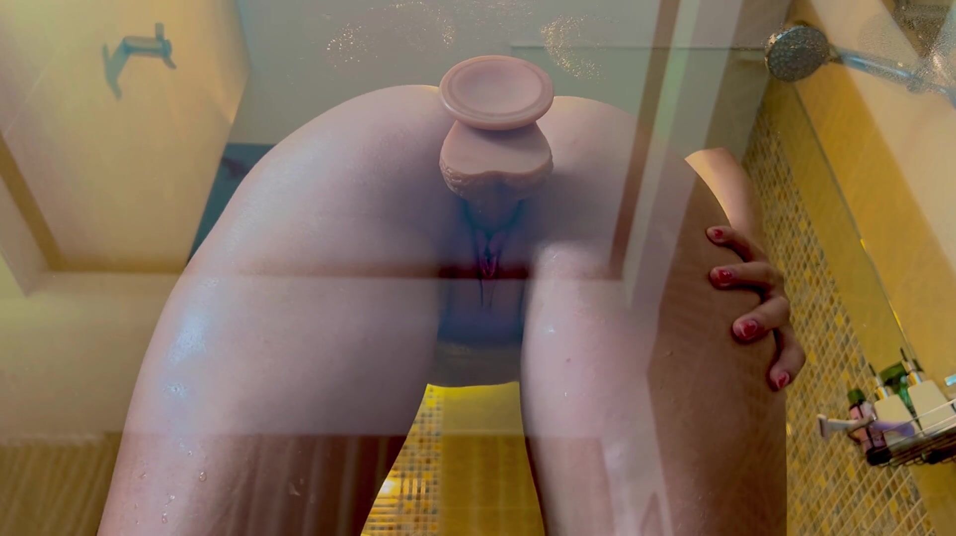 SuperSofiGirl_ dildo pussy in shower