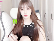 TOYOTUBACK 18 - Beautiful Long Hair Asian Girl