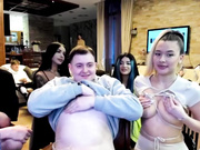Accidentally showed her breasts on stream P1