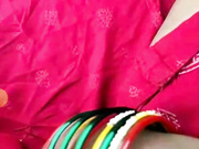 heart_finder pussy show in car