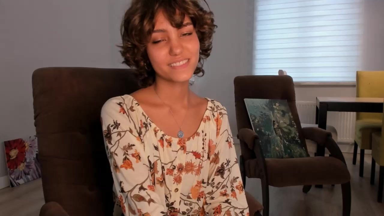 Lenaelisabeth [Chaturbate]