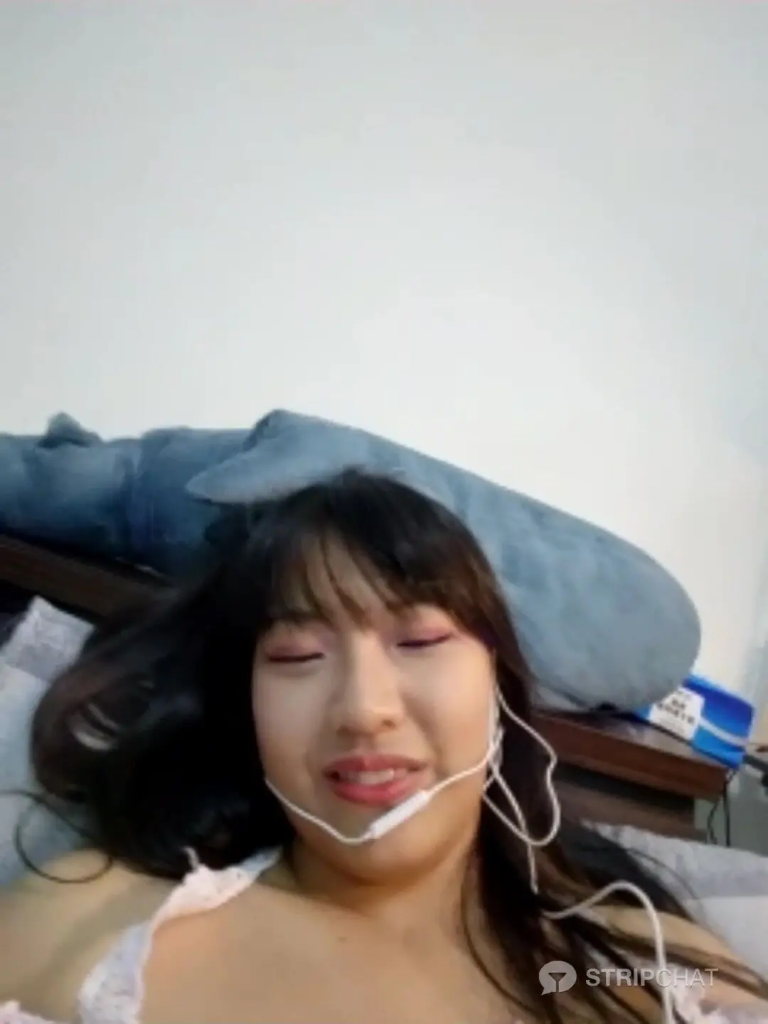 Twyu grooving to the rhythm