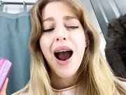 Kira_Miu changing room masturbation one