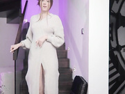 bella crystal playing