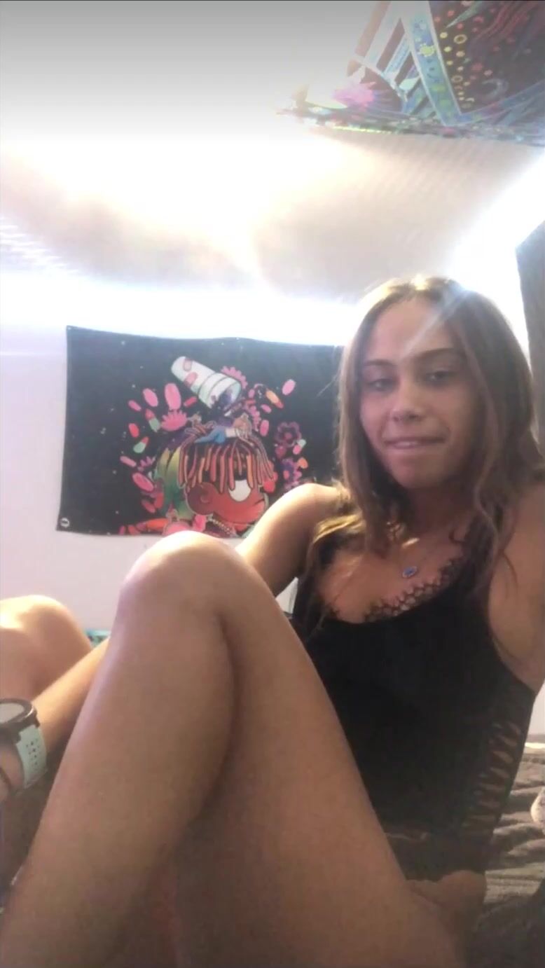 Brooklyn Rose  Emma Strickland  petite.princessxo