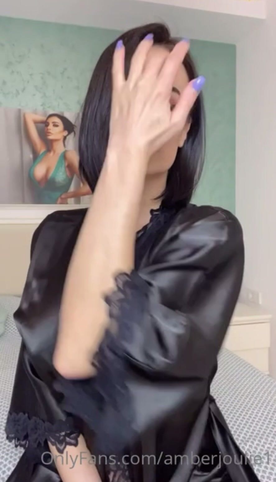 KylieFOxx