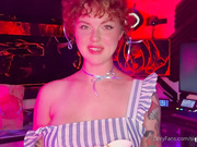 SIDNEY SUMMERS - Wendy POV