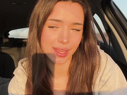 Girlylana squirts all over car