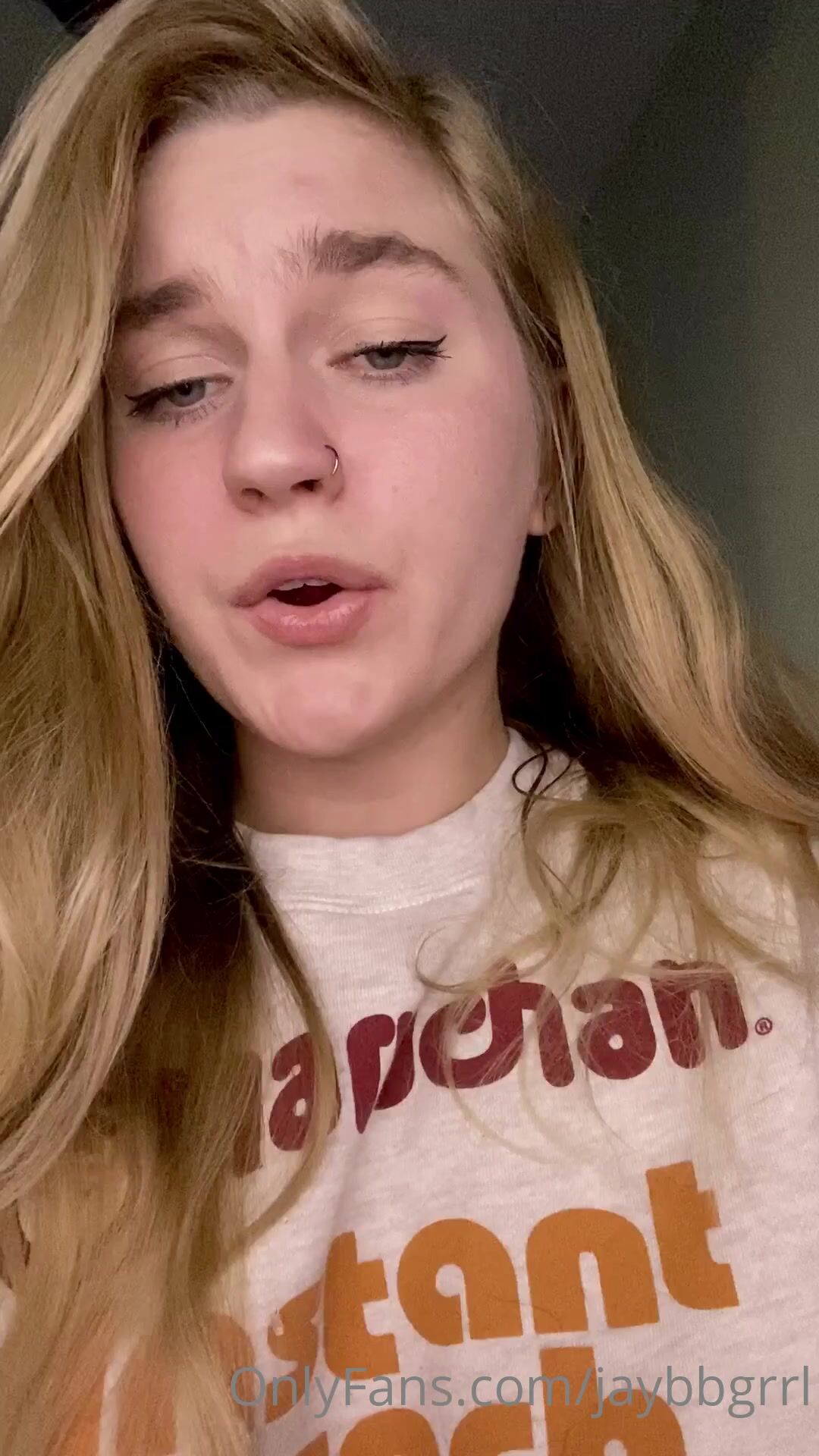 Jaybbgirl OF Let me spit in your mouth Daddy