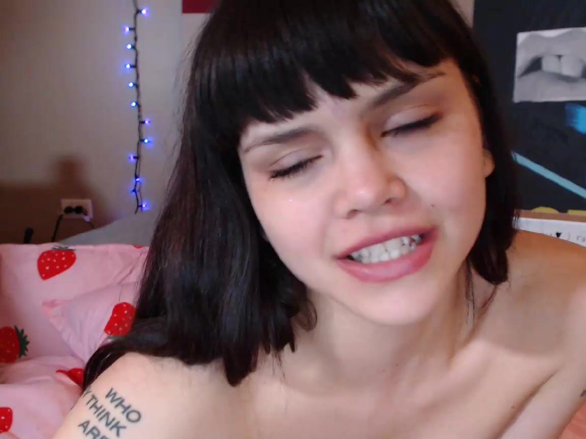 Chloenoa pussy play suck handjob spit dildo