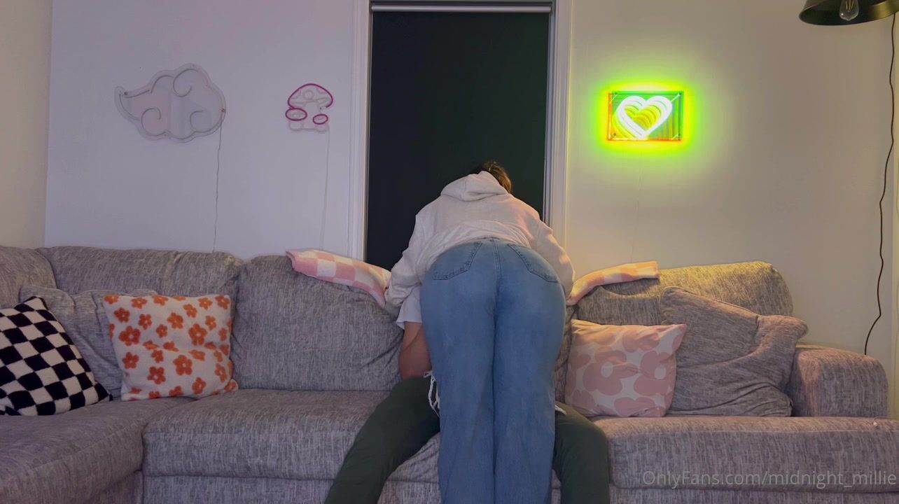 Hotwife Millie shared with friend