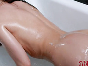 Sybil A Alissa Foxy bathtub milk tease